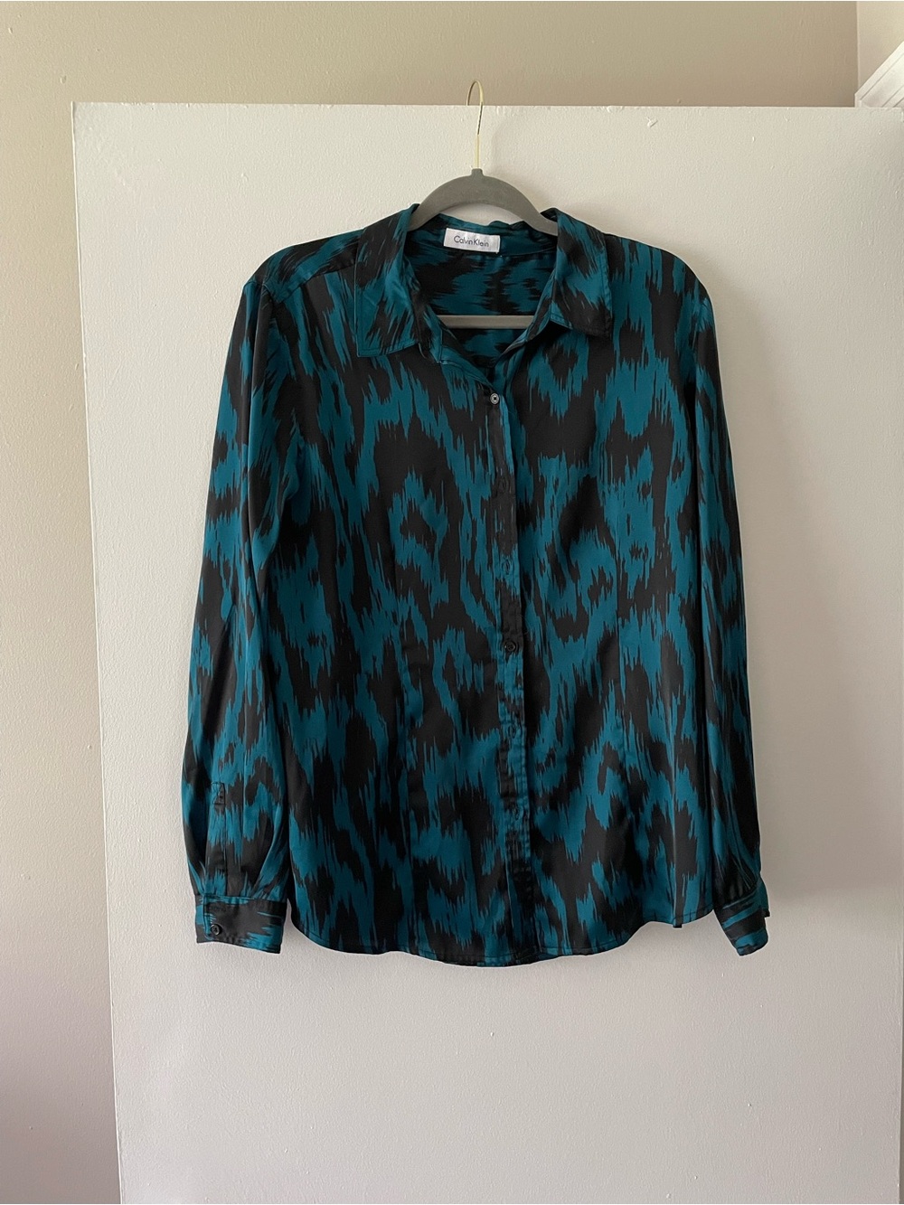 Calvin Klein Teal and Black Abstract Button-Down Blouse